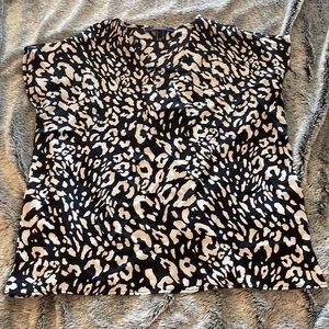 Forever 21 Contemporary leopard print blouse